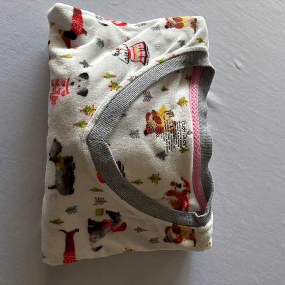 Cuddl Duds Festive Dog Print Pajama Set - Picture 3 of 6